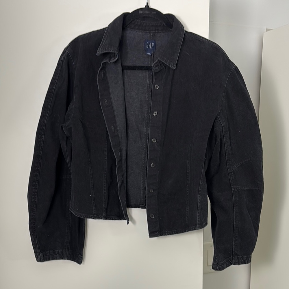 GAP Women's Black Denim Jacket
